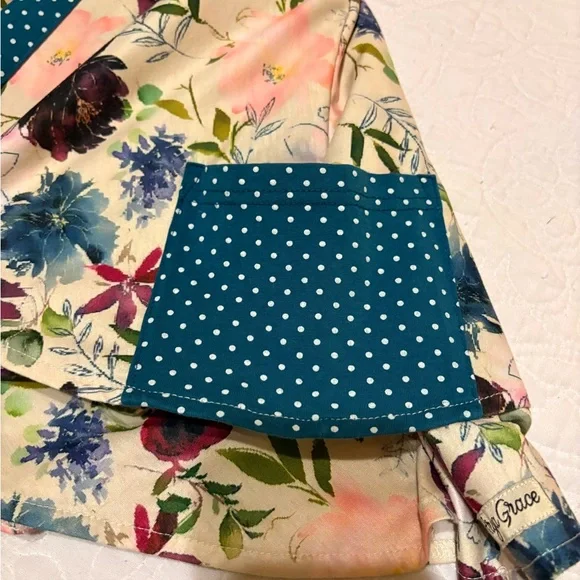 Arya Grace Floral Set with Polka Dot Accents - Picture 4 of 5